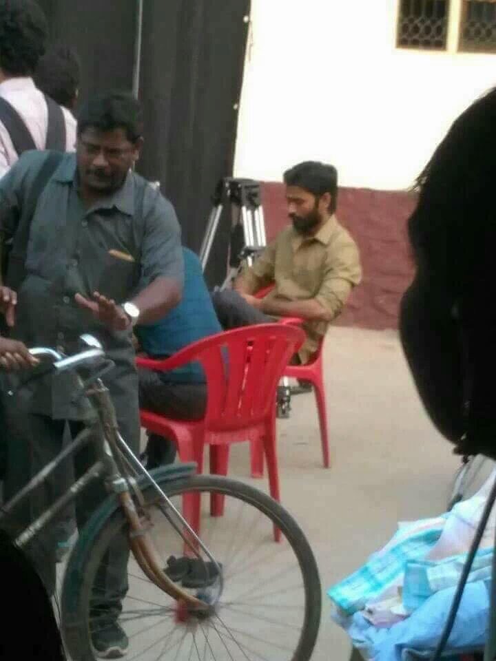 Dhanush at Maari 2 shooting spot.