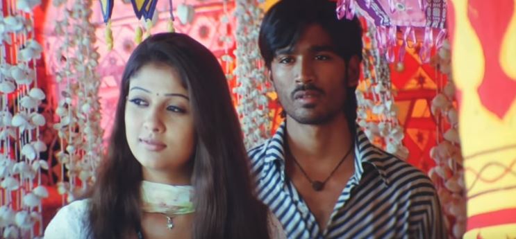 A still from 'Enkeyo partha' song from Yaaradi Nee Mohini starring Dhanush and Nayanthara. 