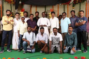 Vairamuthu visits the sets of Kanne Kalaimaane