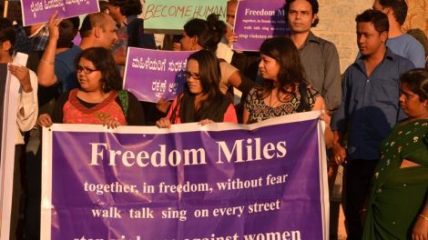 Members of Praja Rajakiya Vedike (PRV), Students Islamic Organisation (SIO), Karnataka Sexual Minorities Forum (KSMF), Eastern Fare Music Foundation (EFMF) and different other organisations of Bangalore protesting outside Bangalore Town Hall on December 30, 2012, demanding justice for the 23-year-old student who died on 29 December. (Photo - Jim Ankan)