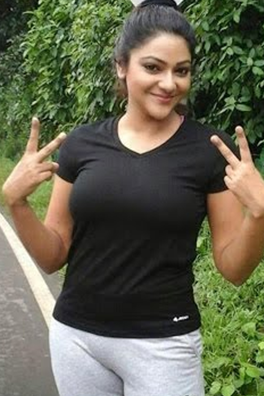 Actress Abhirami Photo Gallery Suryan Fm