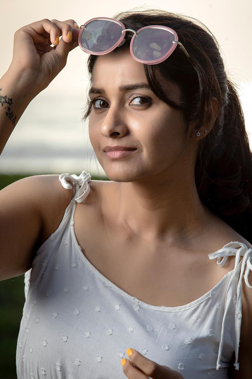 Priya-Bhavani-Shankar-3