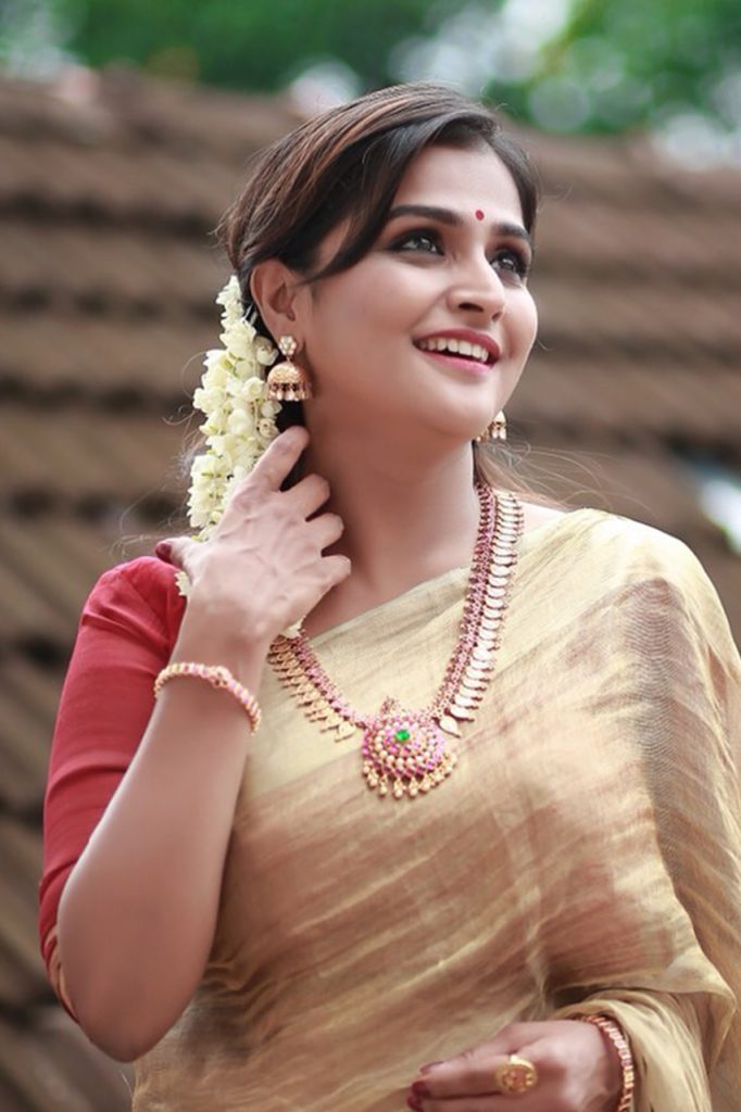 ramya nambeesan