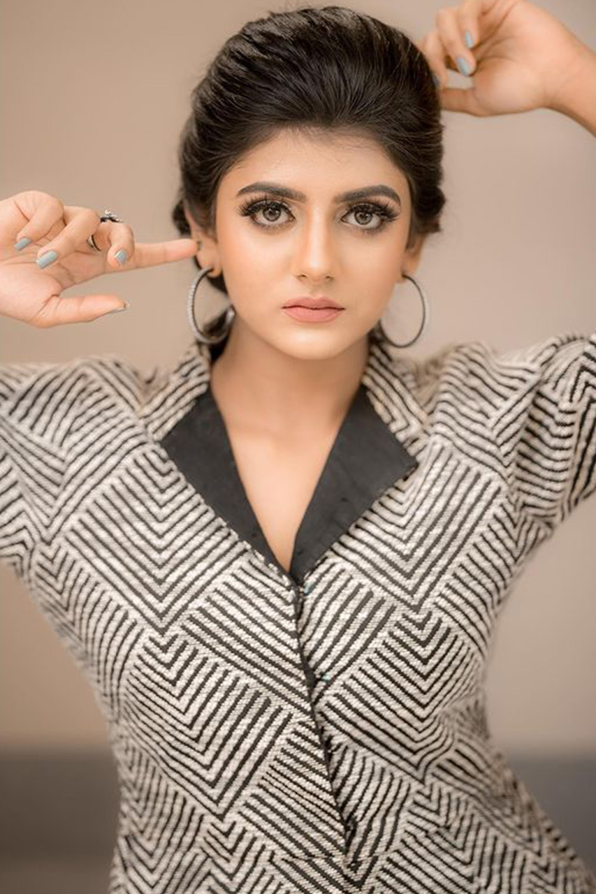 35 Actress Gabriella photograph gallery - Suryan FM