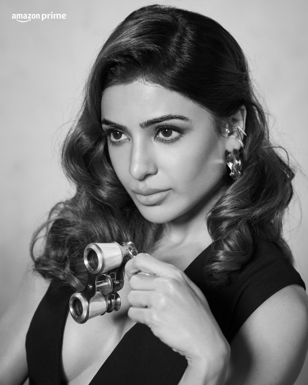 Samantha latest glamorous photoshoot close-up