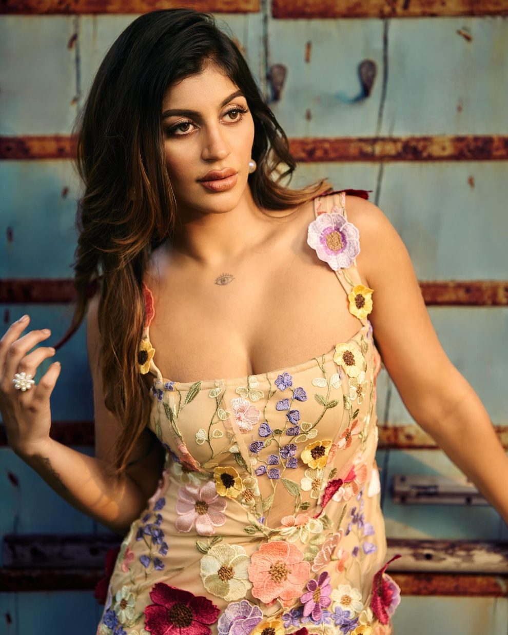 Yashika Anand actress, Tamil actress