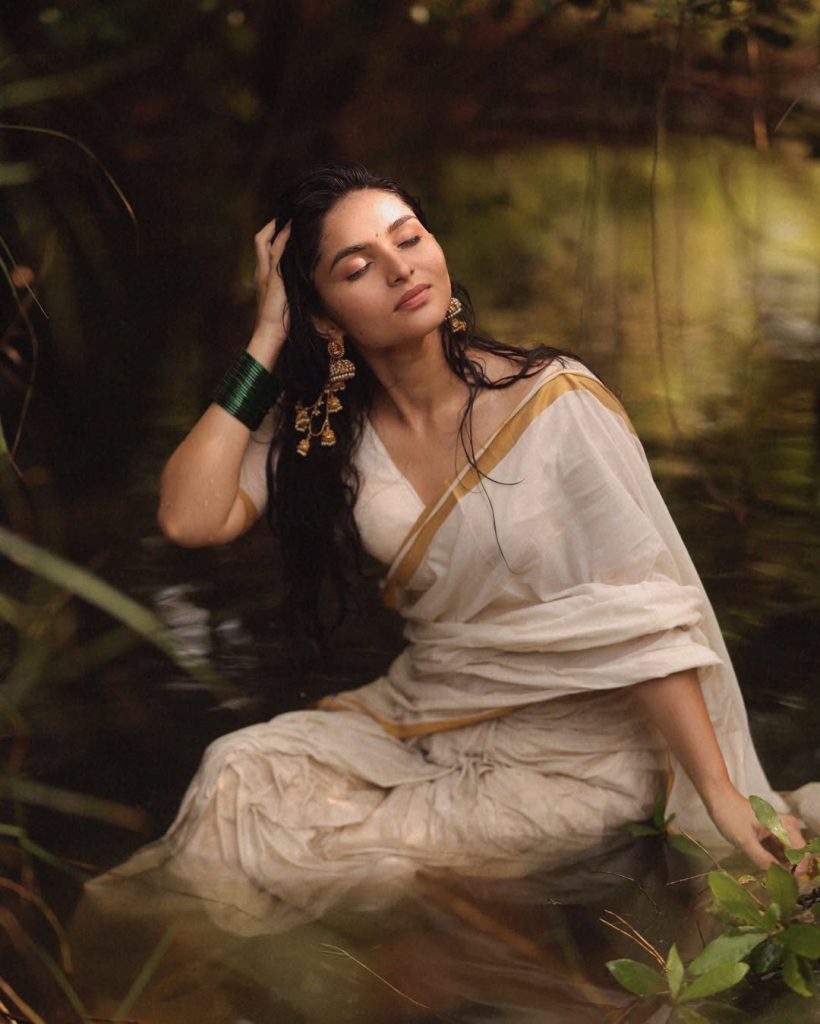 Kayadu Lohar - Saree Clicks