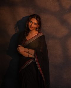 Kayadu Lohar - Saree Clicks