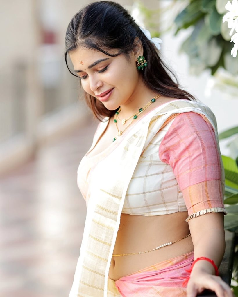 Dharsha Gupta
