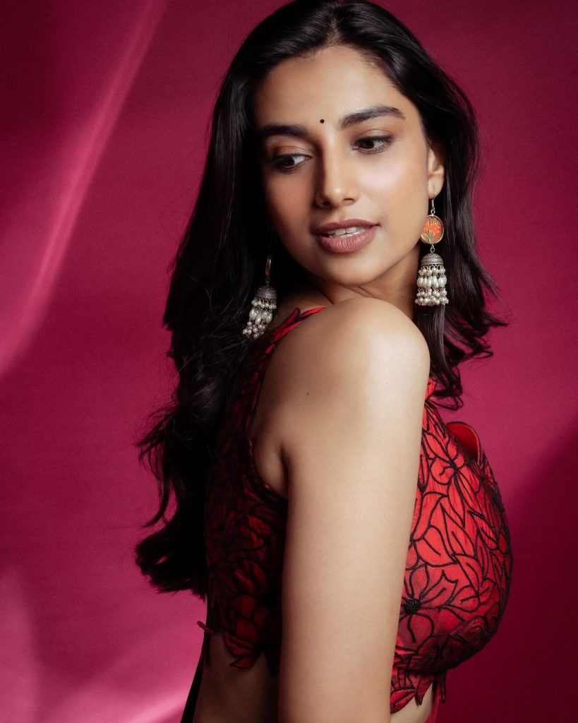 Meenakshi Chaudhary