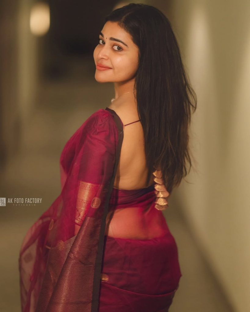 Dharsha Gupta