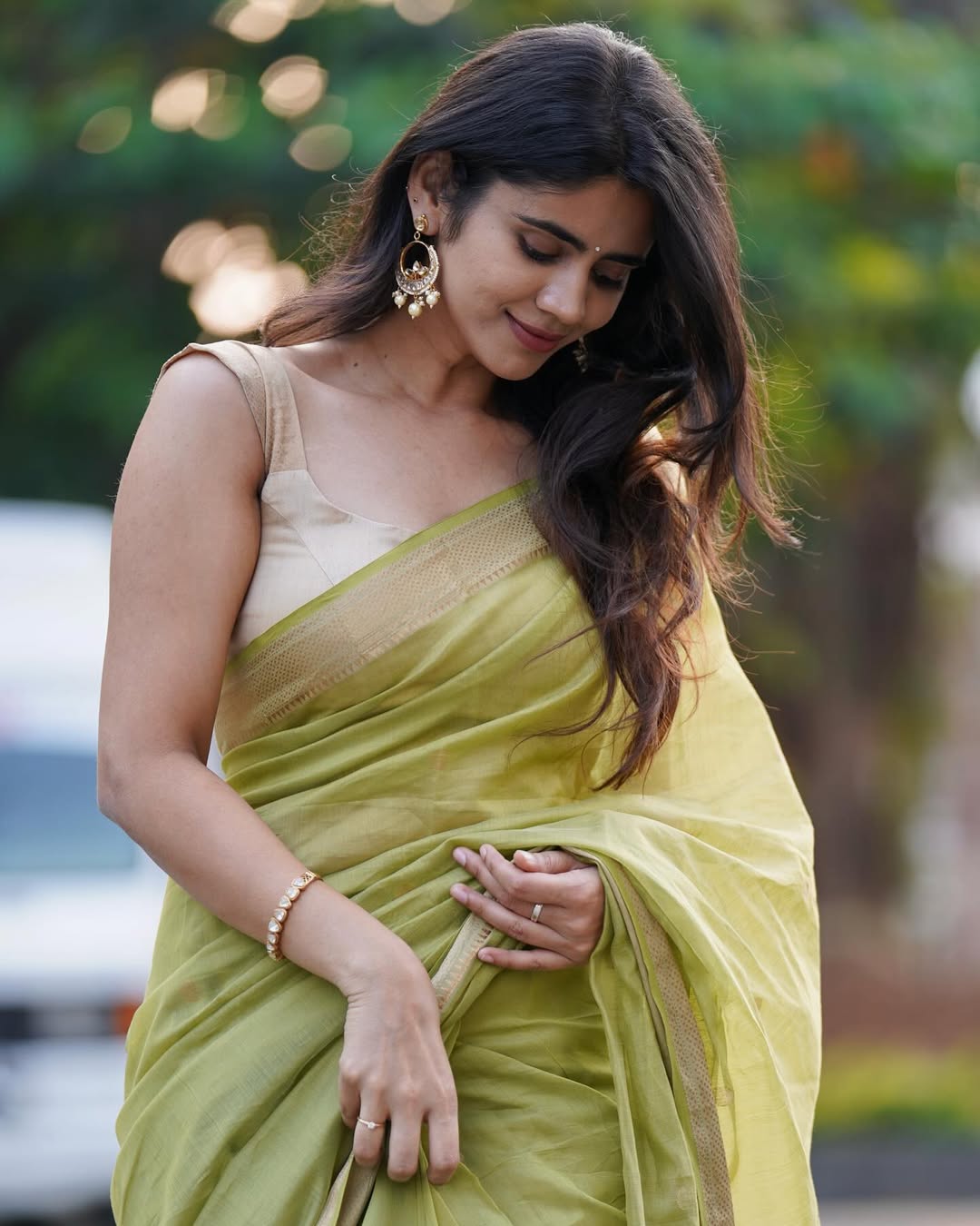 Soundariya Nanjundan Looks Wow in Her Recent Photos
