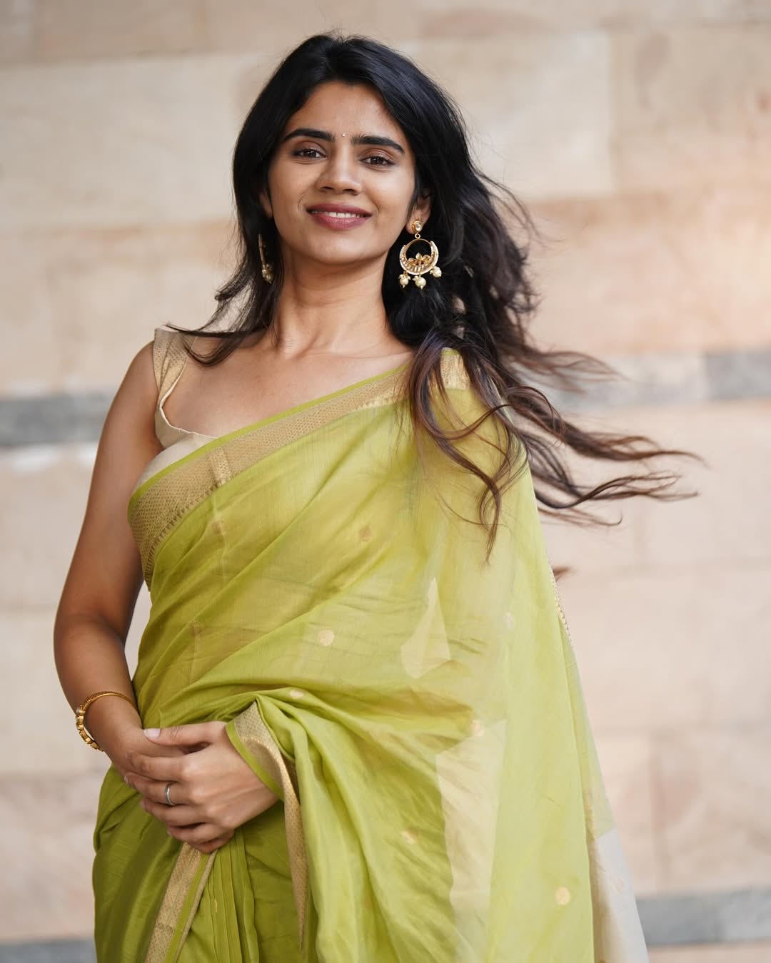Soundariya Nanjundan Looks Wow in Her Recent Photos