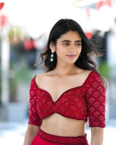 Soundariya Nanjundan Looks Wow in Her Recent Photos