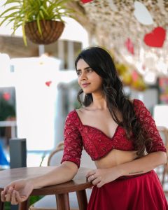 Soundariya Nanjundan Looks Wow in Her Recent Photos