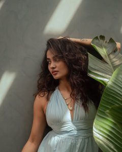 Teju Ashwini Surprises Fans with Her Glamorous Photos