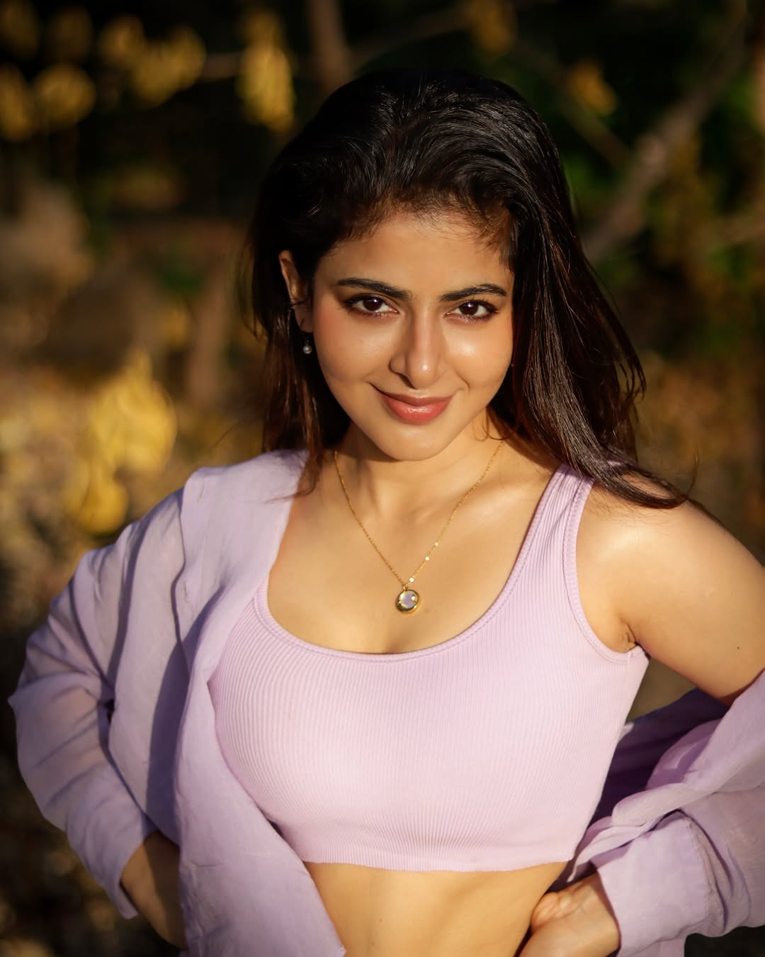 Iswarya Menon Stuns in Her Gym Outfit – Viral Photos Take Over the Internet