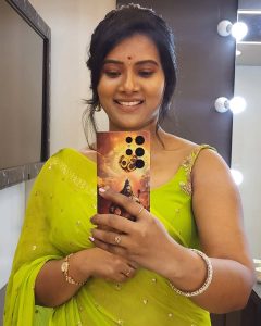 Dhivya Duraisamy Dazzles with Elegance