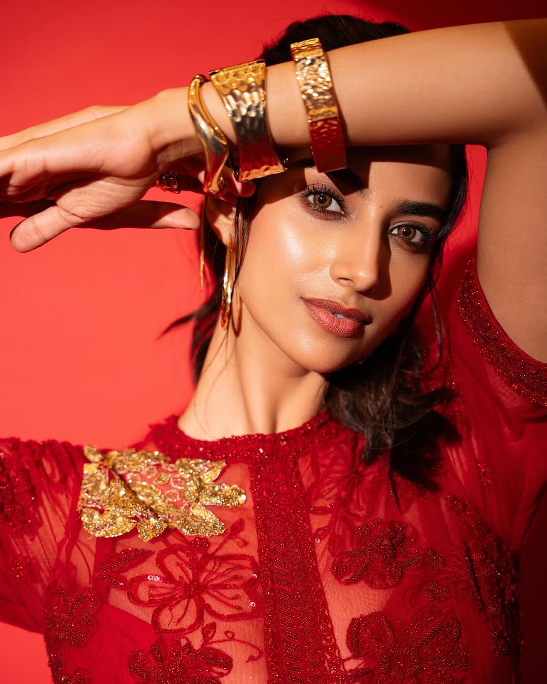 Meenakshi Chaudhary Stuns in a Bold Red Outfit