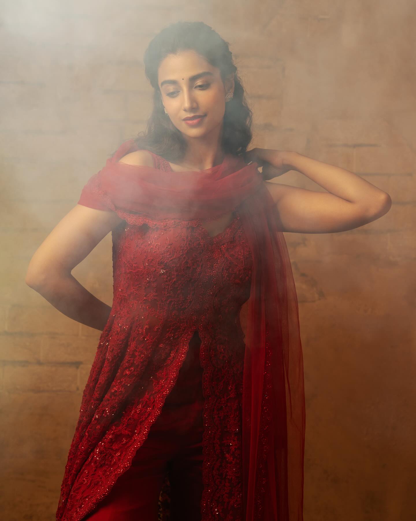 Meenakshi Chaudhary Stuns in a Bold Red Outfit