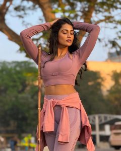 Poornima Ravi Mesmerizes Fans with Her Stunning Viral Photos