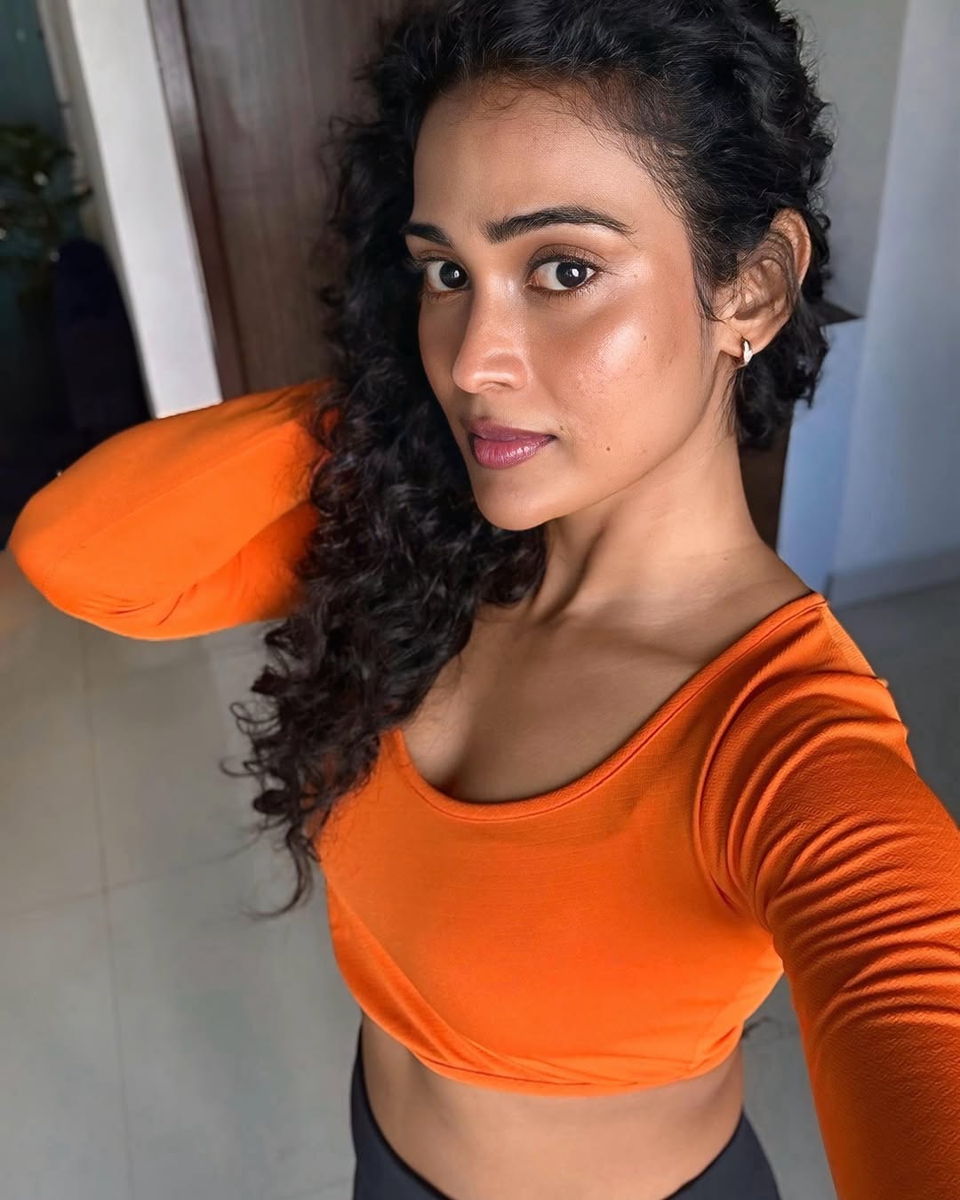 Poornima Ravi Mesmerizes Fans with Her Stunning Viral Photos