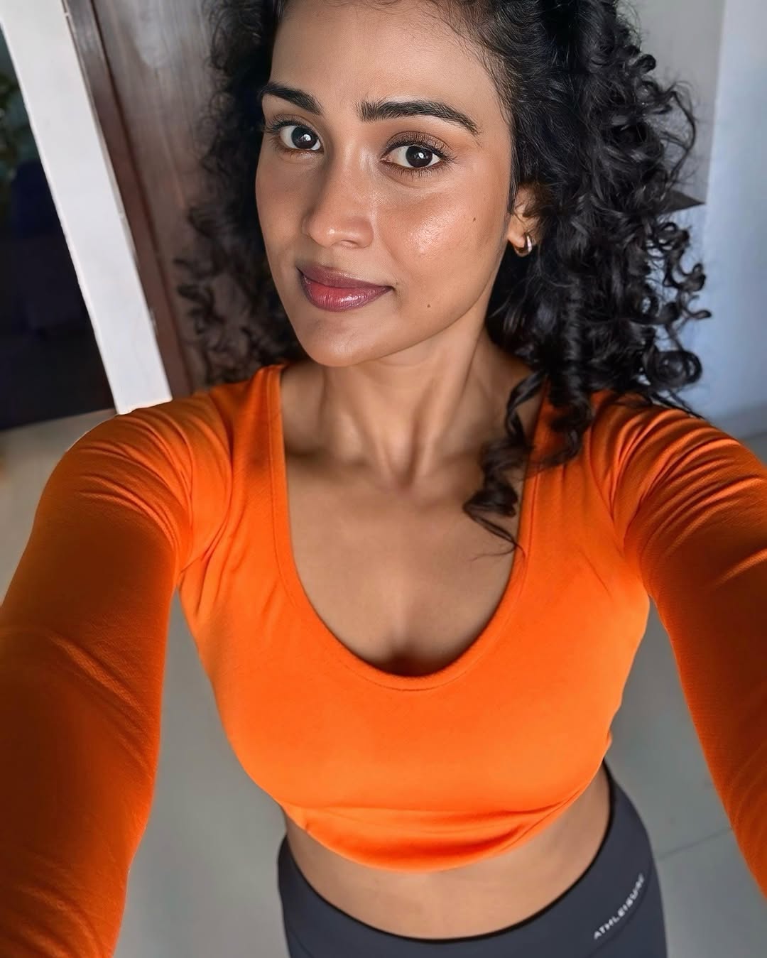 Poornima Ravi Mesmerizes Fans with Her Stunning Viral Photos