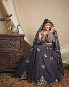 Pragya Nagra Waking up in a Cinderella Dream in Her Latest Photos