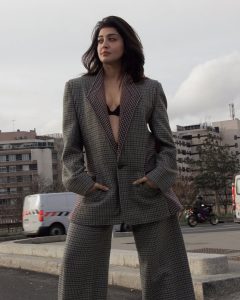 Pranita Subhash Stuns in Her Glamorous Photoshoot