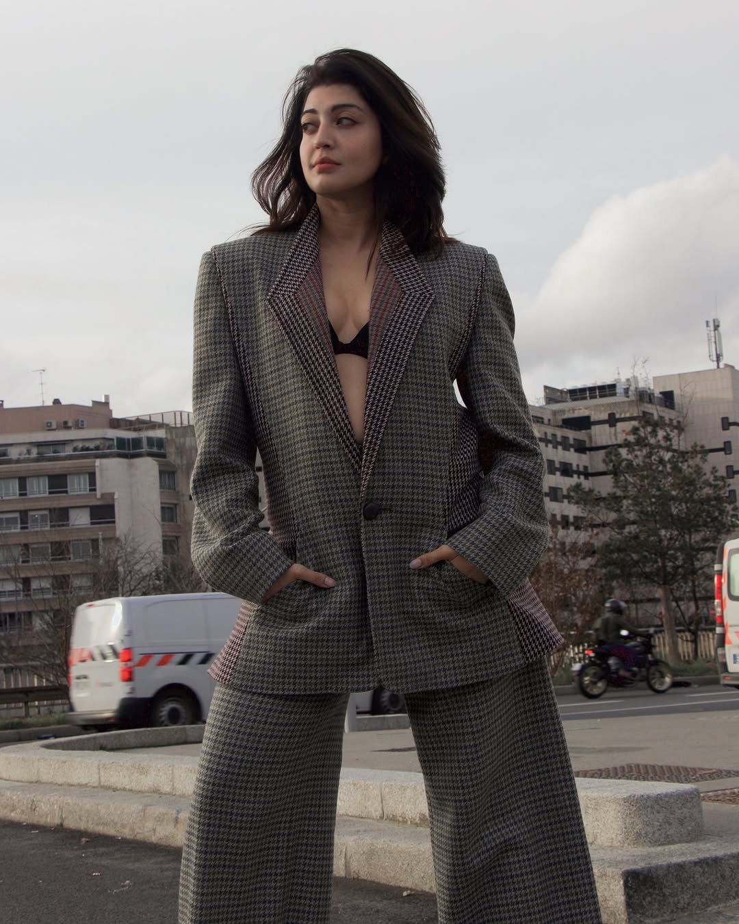 Pranita Subhash Stuns in Her Glamorous Photoshoot