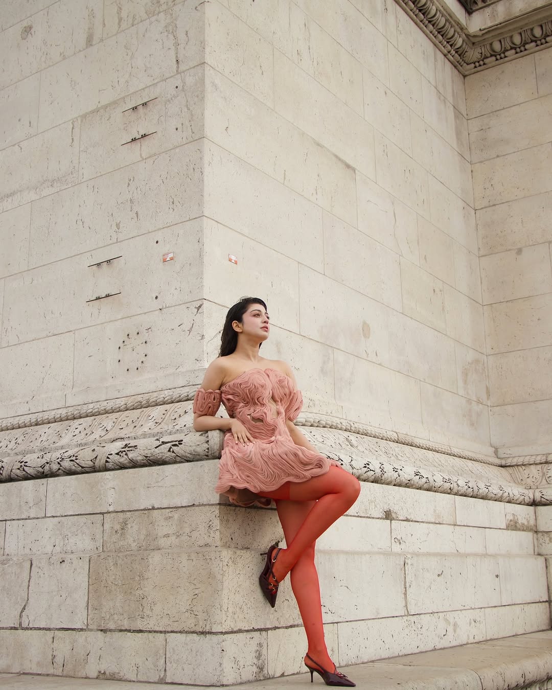 Pranita Subhash Stuns in Her Glamorous Photoshoot