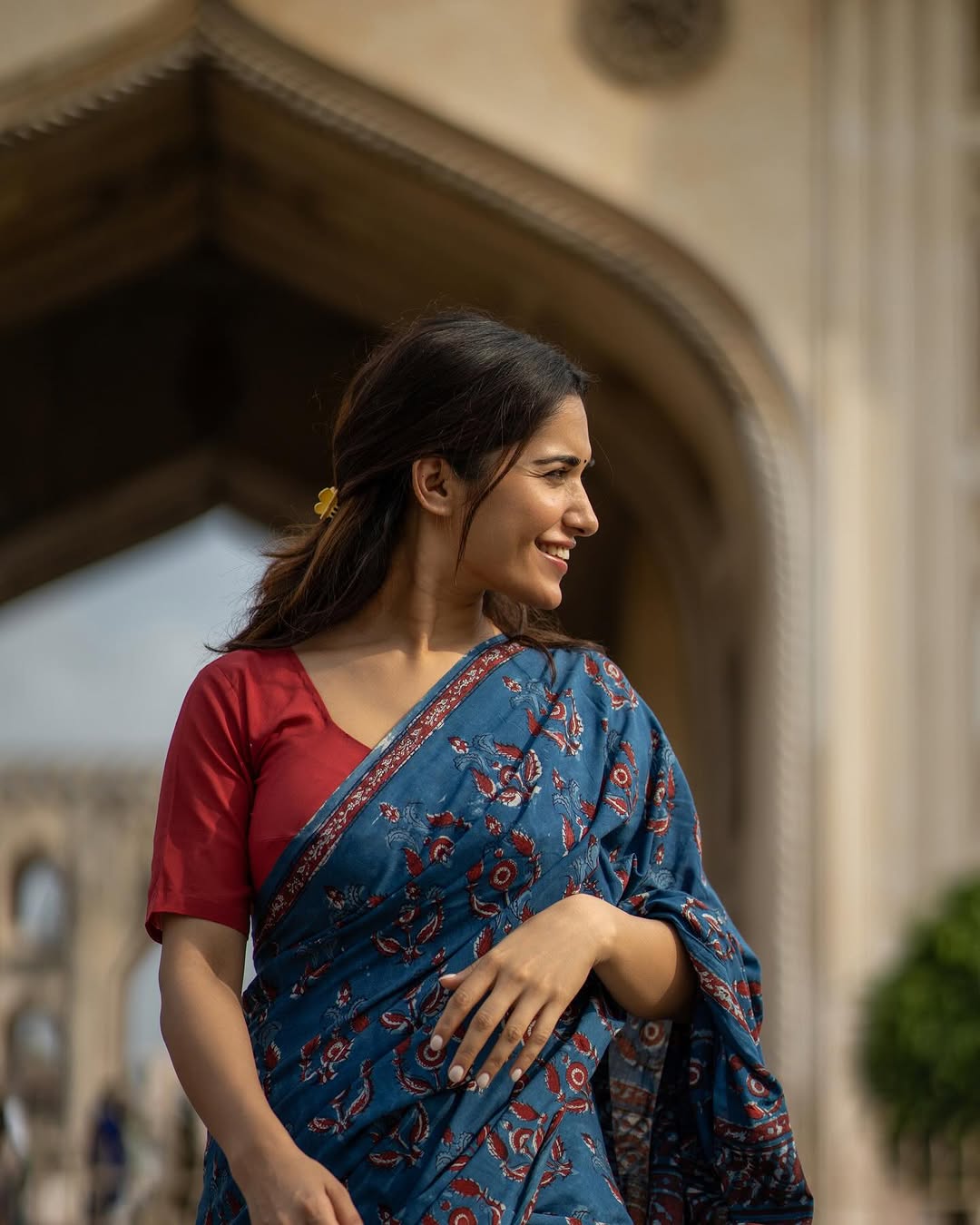 Ruhani Sharma Wins Netizen Hearts