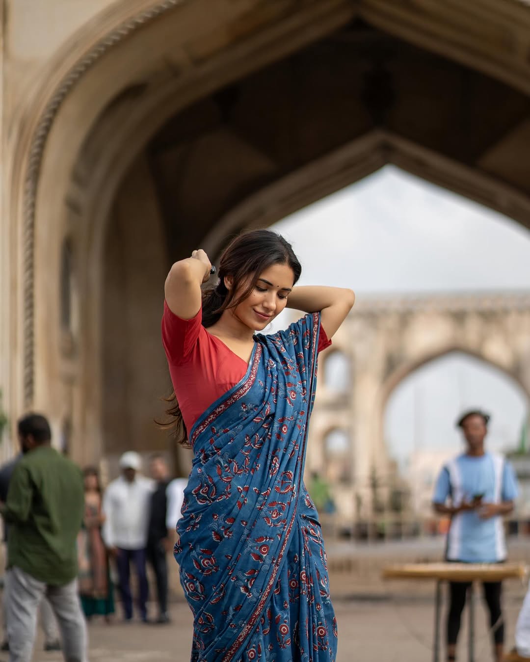 Ruhani Sharma Wins Netizen Hearts