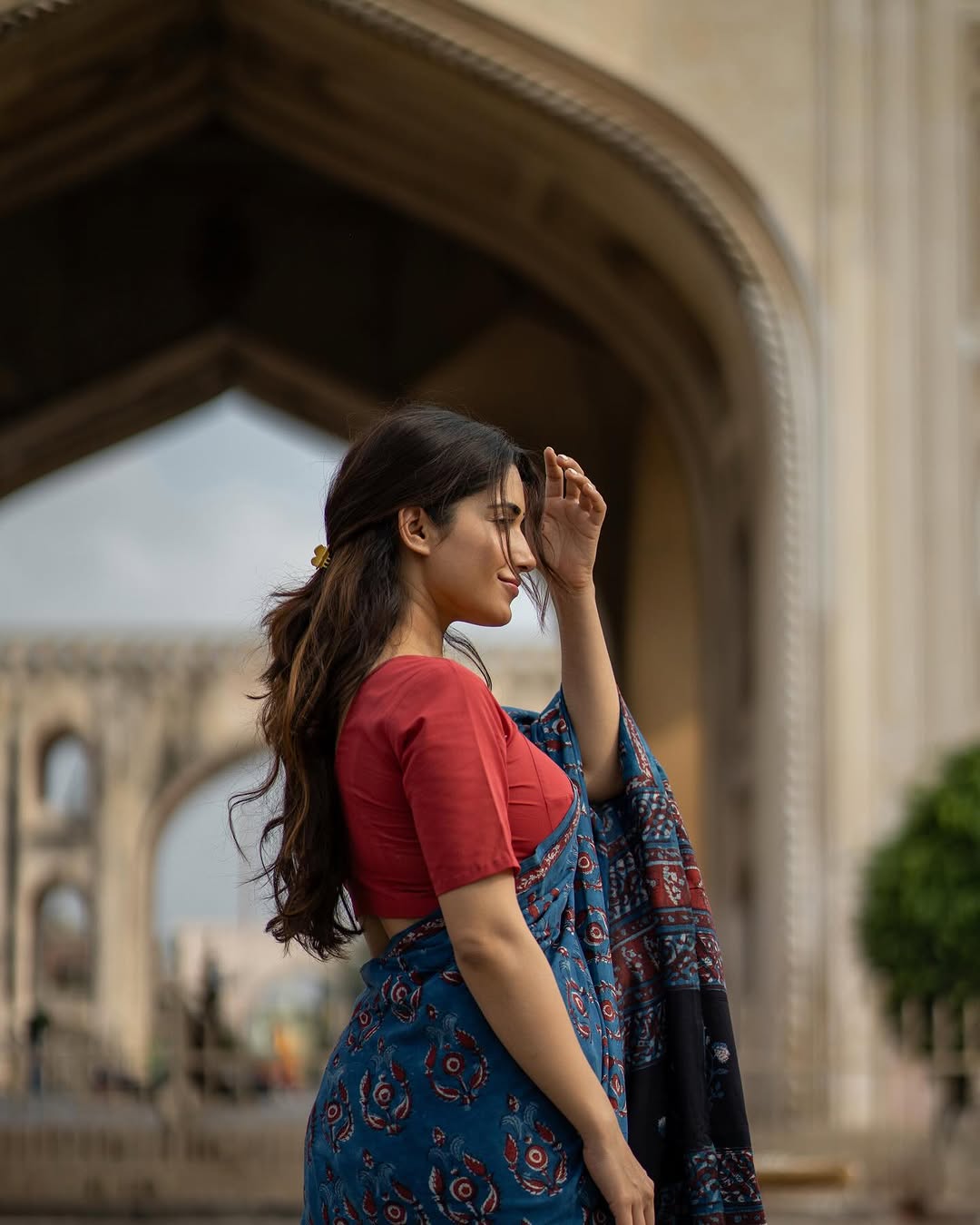 Ruhani Sharma Wins Netizen Hearts