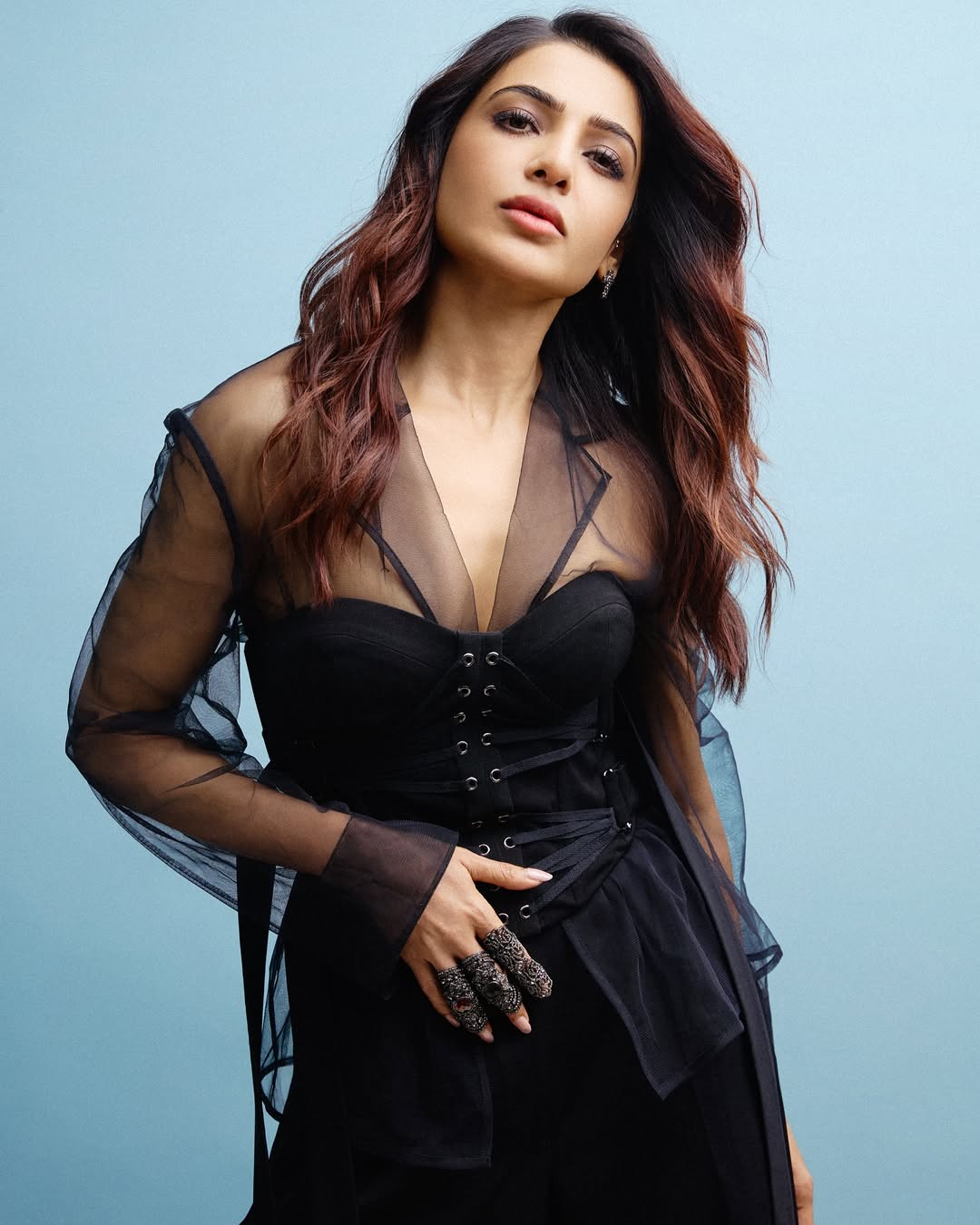 Samantha Sets a Trend on Social Media with Her Latest Photoshoot