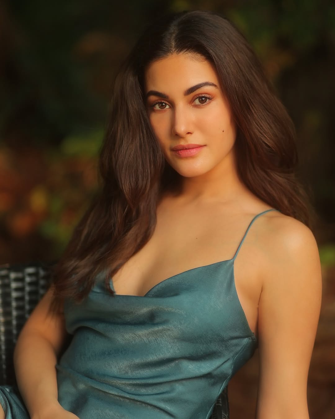 Amyra Dastur Sets the Internet Ablaze with Her Latest Viral Photos