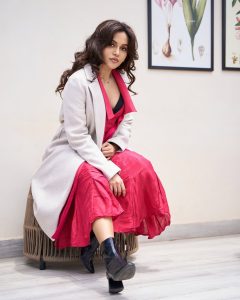 Bhavani Sre Stuns in Her New Modern Avatar