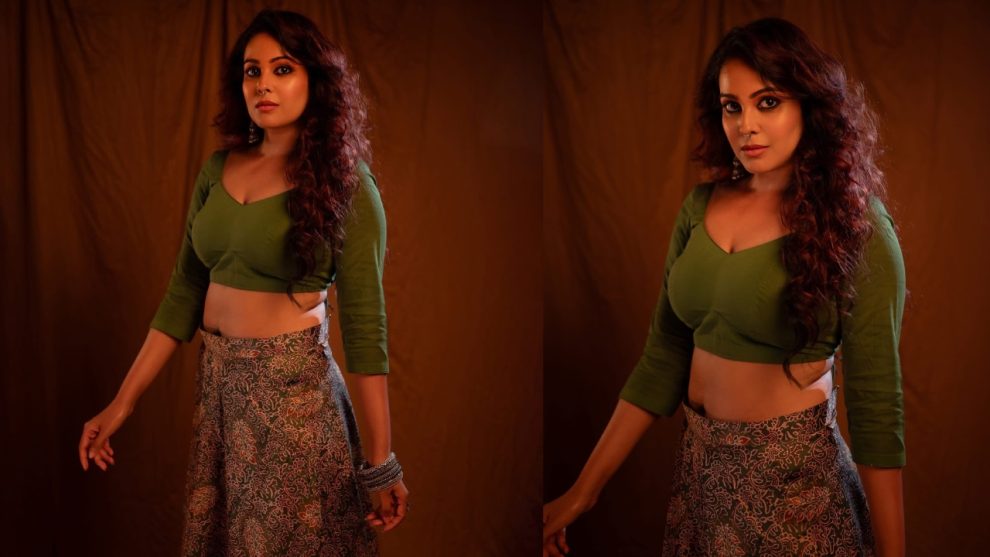 Chandini Tamilarasan Set Trend on Internet With Her Stunning Charm