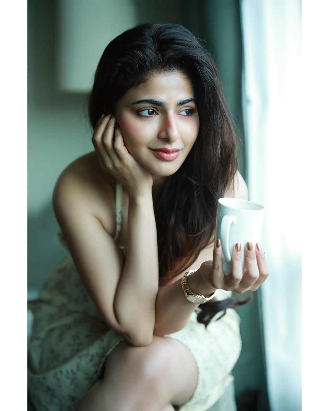 Iswarya Menon Photos Go Viral