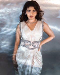 Iswarya Menon Photos Go Viral