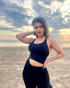 Iswarya Menon Photos Go Viral