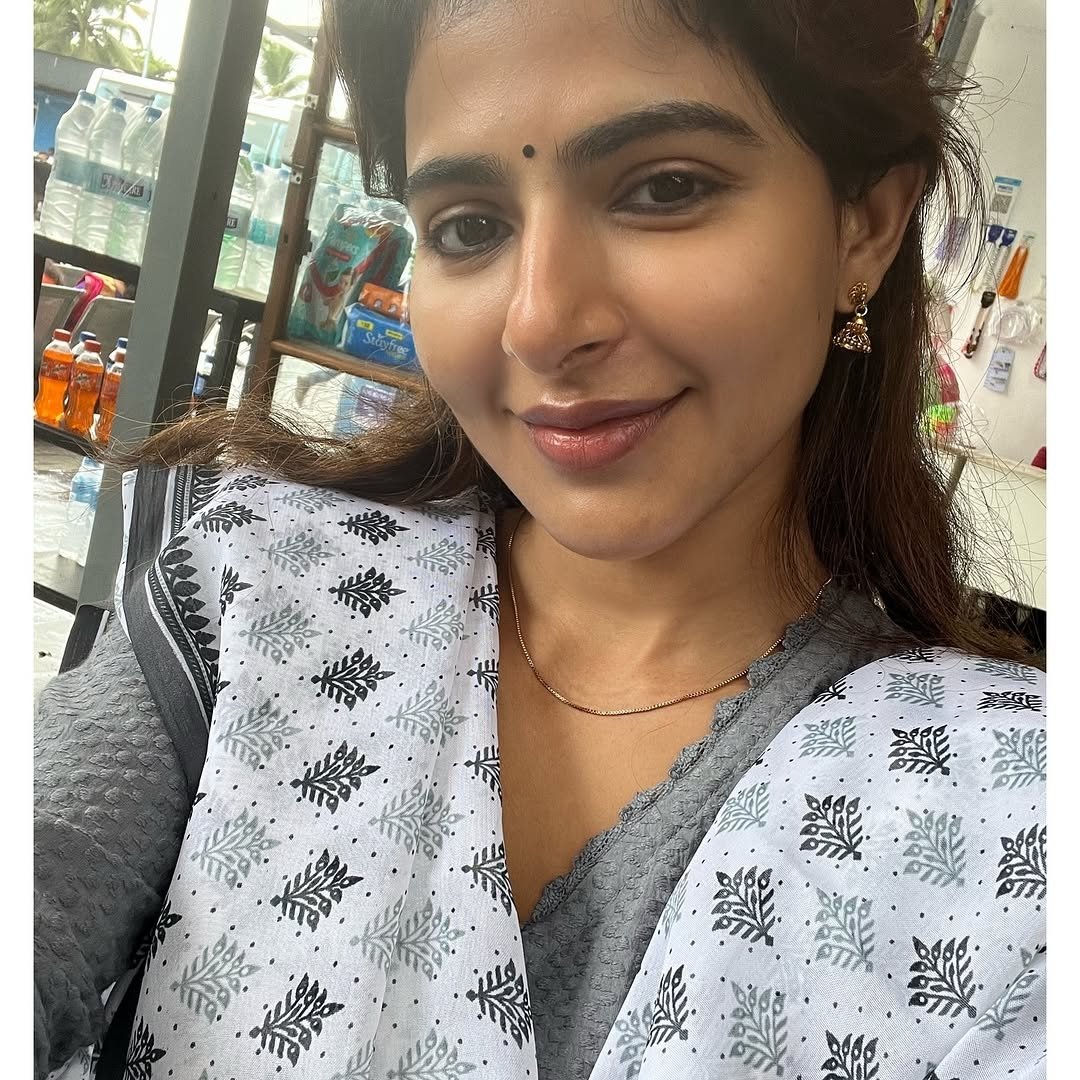 Iswarya Menon Latest Photoshoot