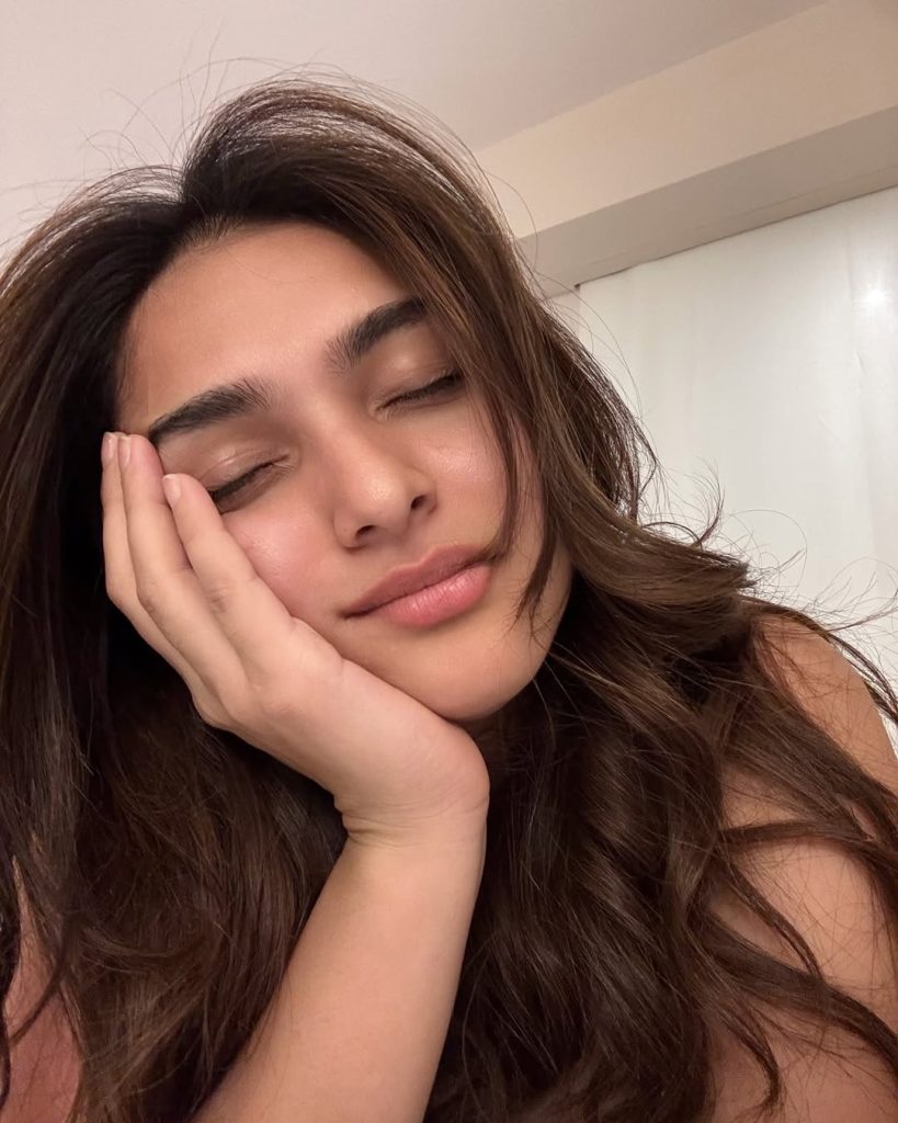 Kayadu Lohar Cutest Latest Photos