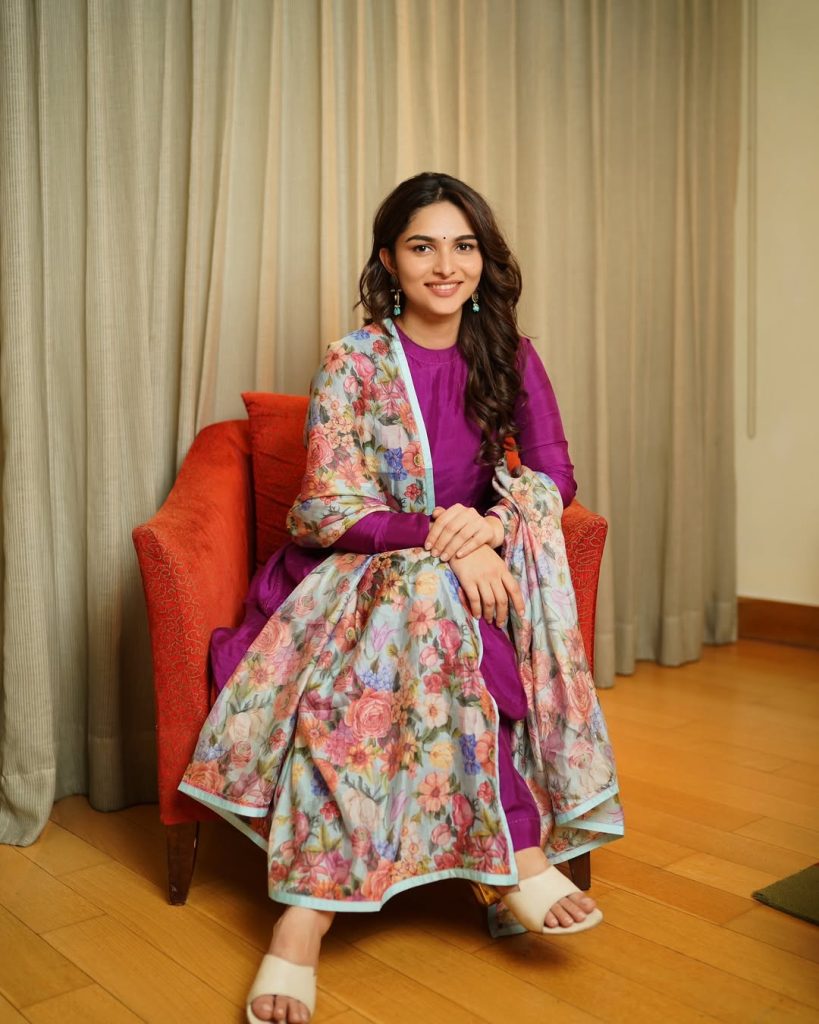 Kayadu Lohar Cutest Latest Photos