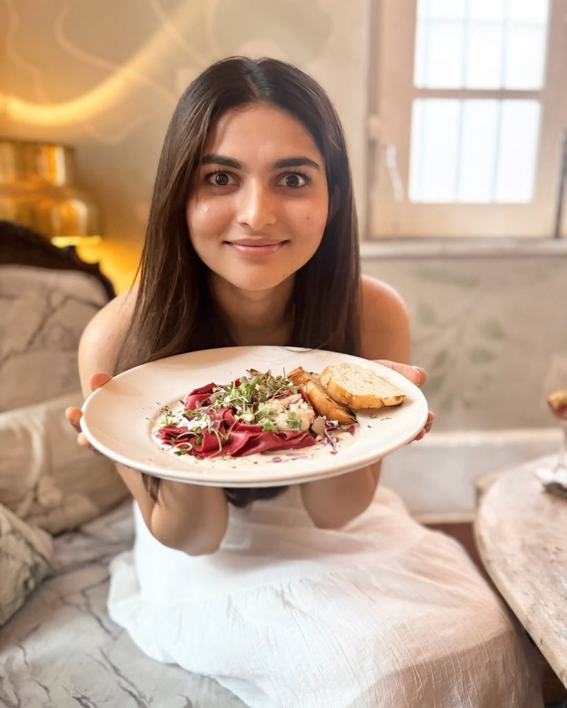 Kayadu Lohar Cutest Latest Photos