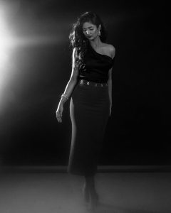 Keerthi Pandian with her Cunning Mesmerizing Looks