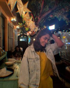 Mrunal Thakur Magical Expressions in Her Latest Viral Photos