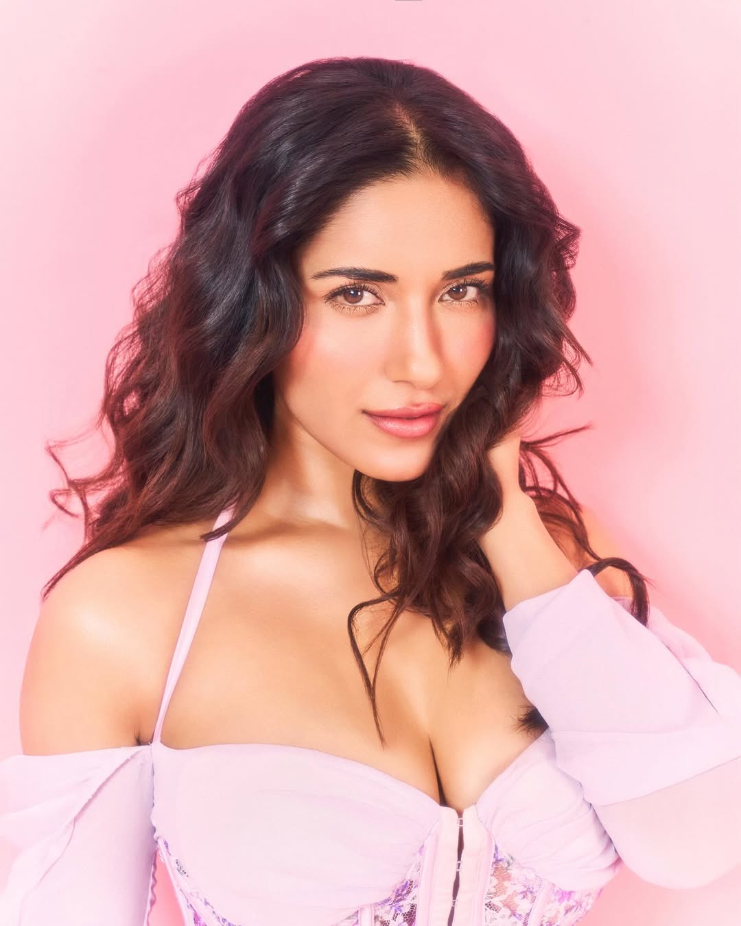 Ruhani Sharma Stylish and Glamorous Photos Take Over the Internet