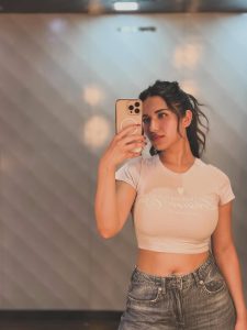 Ruhani Sharma Stylish and Glamorous Photos Take Over the Internet