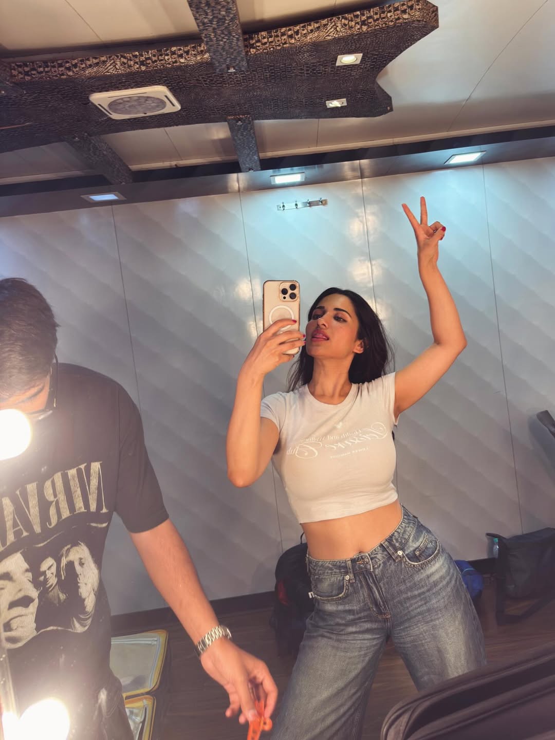 Ruhani Sharma Stylish and Glamorous Photos Take Over the Internet